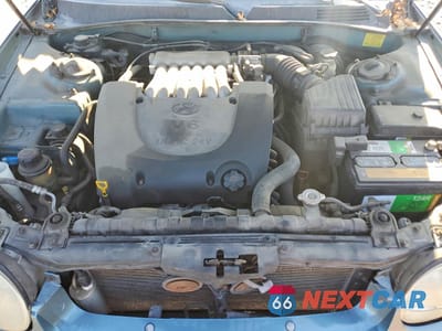 Zdjęcie 11 z 12 samochodu: 2004 HYUNDAI SONATA GLS VIN:KMHWF35H74A040578 - miniatura