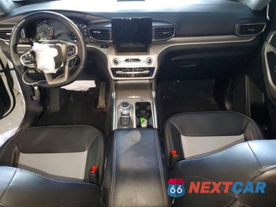 Zdjęcie 8 z 12 samochodu: 2023 FORD EXPLORER XLT VIN:1FMSK8DH6PGB96542 - miniatura