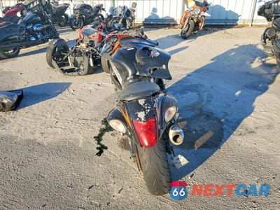 Czwarte zdjęcie samochodu z boku: 2009 SUZUKI GSX1300 R VIN:JS1GX72A092103956 - miniatura