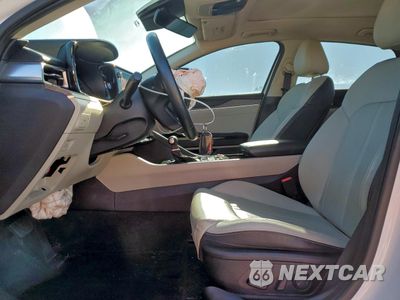 Zdjęcie 7 z 13 samochodu: 2021 KIA K5 EX VIN:5XXG34J23MG066883 - miniatura