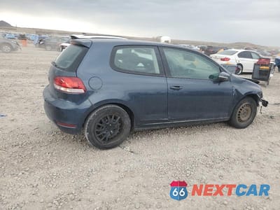 Trzecie zdjęcie samochodu z tyłu: 2011 VOLKSWAGEN GOLF VIN:WVWBB7AJ1BW218726 - miniatura