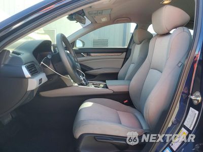 Zdjęcie 7 z 14 samochodu: 2020 HONDA ACCORD LX VIN:1HGCV1F12LA005379 - miniatura