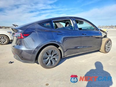 Trzecie zdjęcie samochodu z tyłu: 2024 TESLA MODEL Y VIN:7SAYGDEE3RA334077 - miniatura