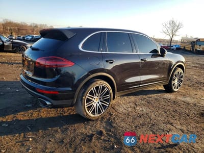 Trzecie zdjęcie samochodu z tyłu: 2016 PORSCHE CAYENNE VIN:WP1AA2A22GLA00487 - miniatura
