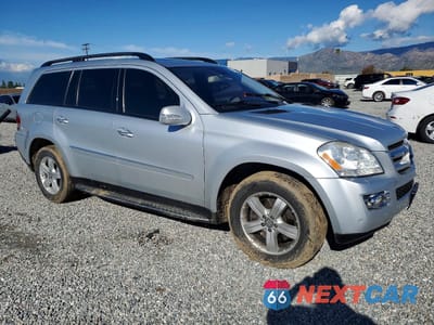 Czwarte zdjęcie samochodu z boku: 2008 MERCEDES-BENZ GL 450 4MATIC VIN:4JGBF71EX8A309485 - miniatura