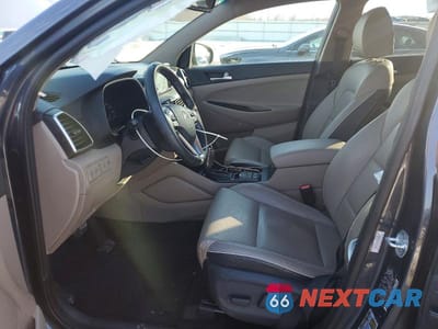 Zdjęcie 7 z 14 samochodu: 2019 HYUNDAI TUCSON LIMITED VIN:KM8J3CAL8KU009803 - miniatura