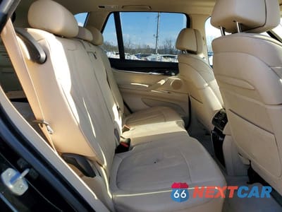 Zdjęcie 11 z 12 samochodu: 2014 BMW X5 XDRIVE50I VIN:5UXKR6C50E0J71670 - miniatura