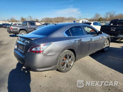 Trzecie zdjęcie samochodu z tyłu: 2014 NISSAN MAXIMA S VIN:1N4AA5AP9EC473630 - miniatura
