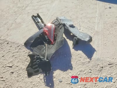 Zdjęcie 12 z 14 samochodu: 2019 GENESIS G70 PRESTIGE VIN:KMTG34LE5KU019922 - miniatura