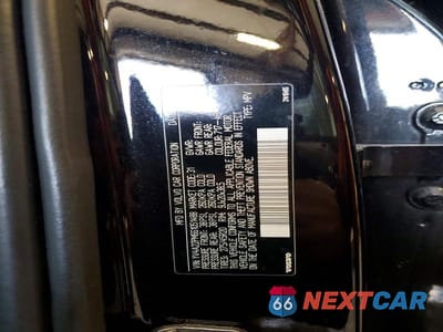 Zdjęcie 14 z 14 samochodu: 2016 VOLVO XC90 T6 VIN:YV4A22PM6G1051488 - miniatura