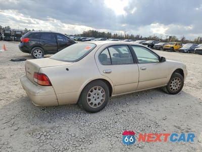 Trzecie zdjęcie samochodu z tyłu: 1998 NISSAN MAXIMA GLE VIN:JN1CA21D1WM920599 - miniatura