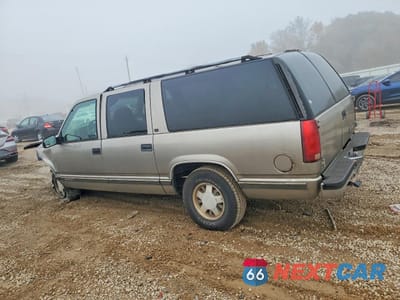 Drugie zdjęcie samochodu z przodu: 1999 CHEVROLET SUBURBAN C1500 VIN:3GNEC16R0XG196415 - miniatura