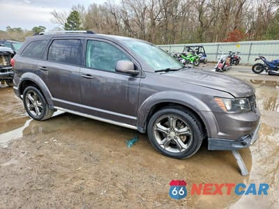 Czwarte zdjęcie samochodu z boku: 2016 DODGE JOURNEY CROSSROAD VIN:3C4PDCGB8GT114000 - miniatura