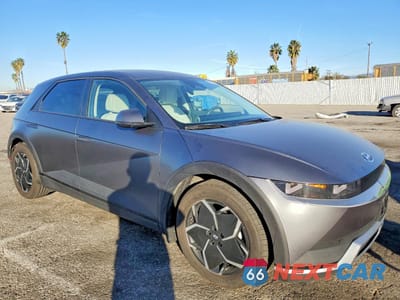 Czwarte zdjęcie samochodu z boku: 2022 HYUNDAI IONIQ 5 SEL VIN:KM8KNDAF3NU094567 - miniatura