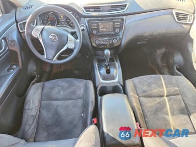 Zdjęcie 8 z 13 samochodu: 2015 NISSAN ROGUE S VIN:KNMAT2MV8FP514255 - miniatura