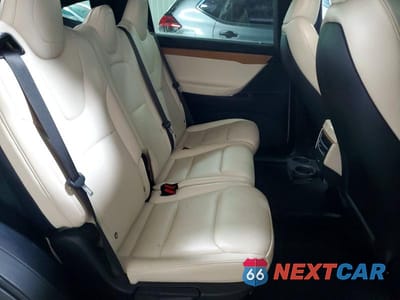 Zdjęcie 10 z 12 samochodu: 2020 TESLA MODEL X VIN:5YJXCDE23LF298783 - miniatura