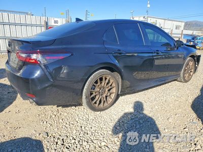 Trzecie zdjęcie samochodu z tyłu: 2024 TOYOTA CAMRY SE NIGHT SHADE VIN:4T1G11AK1RU250401 - miniatura
