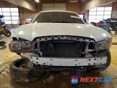 Piąte zdjęcie samochodu w środku: 2014 DODGE CHARGER POLICE VIN:2C3CDXKT5EH351382 - miniatura