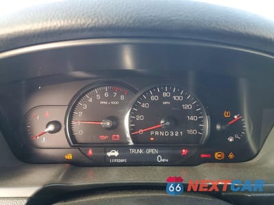 Zdjęcie 9 z 13 samochodu: 2007 CADILLAC DTS VIN:1G6KD579X7U183573 - miniatura