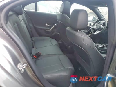 Zdjęcie 10 z 11 samochodu: 2026 MERCEDES-BENZ CLA 250 4MATIC VIN:W1K5J4HB8TN568638 - miniatura