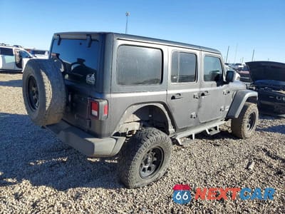 Trzecie zdjęcie samochodu z tyłu: 2020 JEEP WRANGLER UNLIMITED SPORT VIN:1C4HJXDN1LW225348 - miniatura