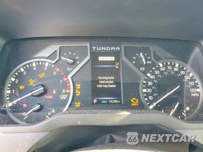 Zdjęcie 9 z 14 samochodu: 2025 TOYOTA TUNDRA CREWMAX SR VIN:5TFLA5DB5SX288434 - miniatura