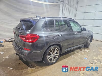 Trzecie zdjęcie samochodu z tyłu: 2018 BMW X3 XDRIVEM40I VIN:5UXTS3C58J0Y97598 - miniatura
