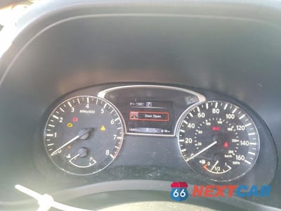 Zdjęcie 9 z 12 samochodu: 2019 NISSAN PATHFINDER S VIN:5N1DR2MM6KC630036 - miniatura