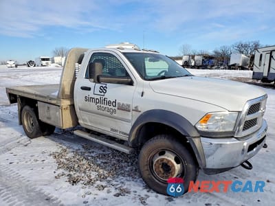 Czwarte zdjęcie samochodu z boku: 2018 RAM 5500 VIN:3C7WRNAL2JG118167 - miniatura