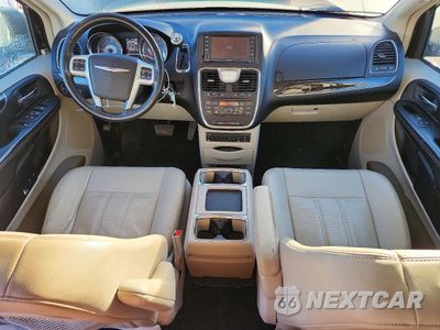Zdjęcie 8 z 14 samochodu: 2013 CHRYSLER TOWN & COUNTRY TOURING L VIN:2C4RC1CG9DR512820 - miniatura