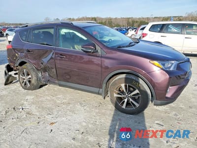 Czwarte zdjęcie samochodu z boku: 2017 TOYOTA RAV4 XLE VIN:2T3RFREV8HW600867 - miniatura