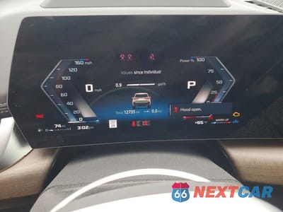 Zdjęcie 9 z 14 samochodu: 2024 BMW X1 M35I VIN:WBX13EF04R5Z81937 - miniatura