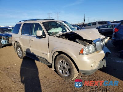 Czwarte zdjęcie samochodu z boku: 2005 LINCOLN AVIATOR VIN:5LMEU88H35ZJ35178 - miniatura