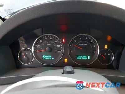 Zdjęcie 9 z 13 samochodu: 2007 JEEP GRAND CHEROKEE LAREDO VIN:1J8GR48KX7C554939 - miniatura
