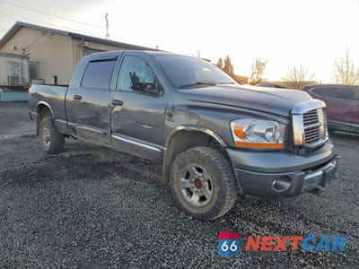 Czwarte zdjęcie samochodu z boku: 2006 DODGE RAM 3500 VIN:3D7LX39C36G172931 - miniatura