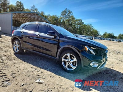 Czwarte zdjęcie samochodu z boku: 2020 MERCEDES-BENZ GLA 250 VIN:W1NTG4EB4LU029744 - miniatura