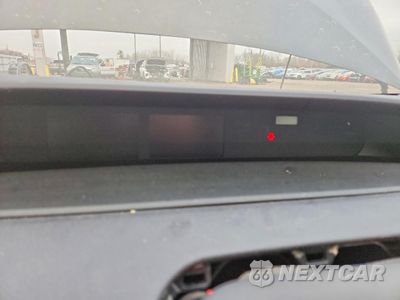 Zdjęcie 9 z 13 samochodu: 2018 TOYOTA PRIUS VIN:JTDKBRFU8J3593852 - miniatura
