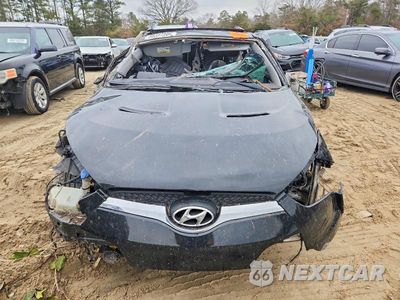 Zdjęcie 9 z 24 samochodu: 2015 HYUNDAI VELOSTER VIN:KMHTC6AD1FU239949 - miniatura
