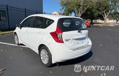 Trzecie zdjęcie samochodu z tyłu: 2016 NISSAN VERSA NOTE S VIN:3N1CE2CP5GL398390 - miniatura