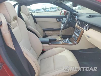 Zdjęcie 10 z 13 samochodu: 2016 MERCEDES-BENZ SLK 300 VIN:WDDPK3JA7GF116942 - miniatura