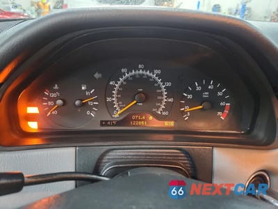 Zdjęcie 9 z 12 samochodu: 1999 MERCEDES-BENZ E 320 4MATIC VIN:WDBJF82H3XX019971 - miniatura