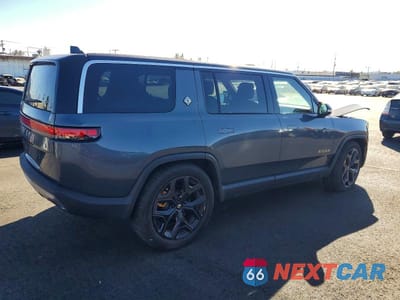 Trzecie zdjęcie samochodu z tyłu: 2023 RIVIAN R1S ADVENTURE VIN:7PDSGABA1PN021820 - miniatura