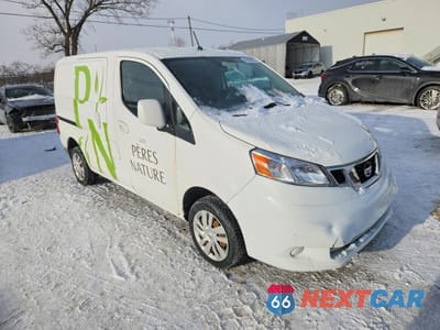 Czwarte zdjęcie samochodu z boku: 2013 NISSAN NV200 2.5S VIN:3N6CM0KNXDK692807 - miniatura