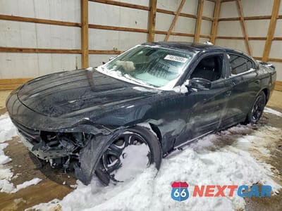 2023 DODGE CHARGER SXT 2C3CDXBG7PH673916 - główne zdjęcie licytacji z USA - miniatura