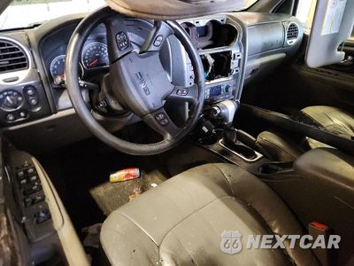Zdjęcie 8 z 13 samochodu: 2004 GMC ENVOY XUV VIN:1GKES12S746165913 - miniatura