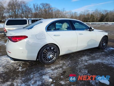 Trzecie zdjęcie samochodu z tyłu: 2024 MERCEDES-BENZ C 300 4MATIC VIN:W1KAF4HBXRR219398 - miniatura