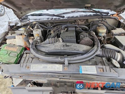 Zdjęcie 11 z 12 samochodu: 2000 CHEVROLET S TRUCK S10 VIN:1GCCS1452YK252206 - miniatura