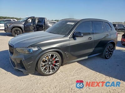 2022 BMW X5 M 5YMJU0C02N9L56562 - główne zdjęcie licytacji z USA - miniatura