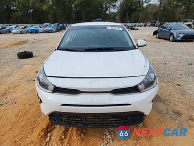 Piąte zdjęcie samochodu w środku: 2021 KIA RIO LX VIN:3KPA24AD0ME380350 - miniatura