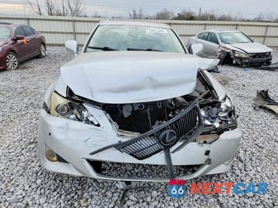 Piąte zdjęcie samochodu w środku: 2006 LEXUS IS 350 VIN:JTHBE262265004480 - miniatura